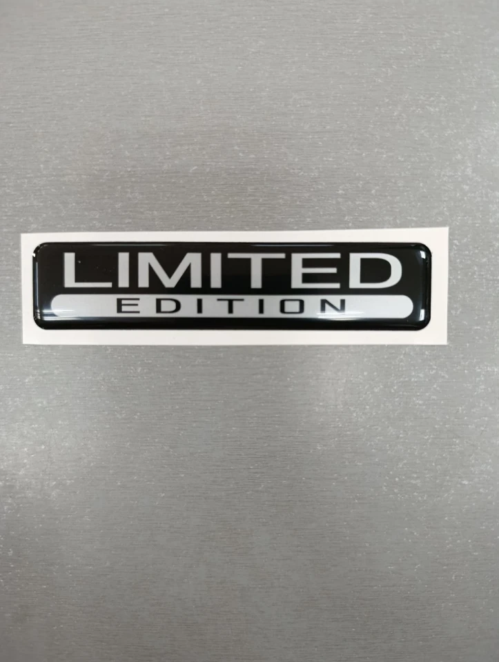 3D Наклейка силіконова Limited (10.5х2.3 см) чорна з сірим