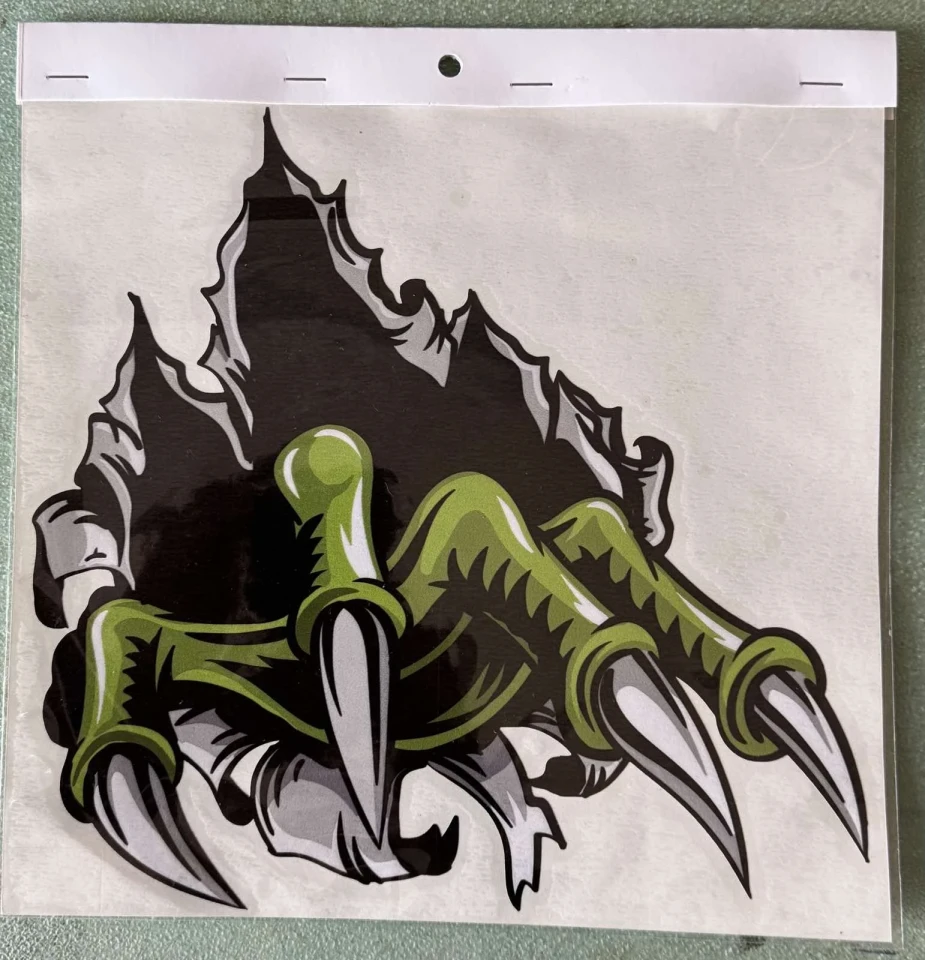 Наклейка вінілова Monster Claws Кігті (26х24 см)