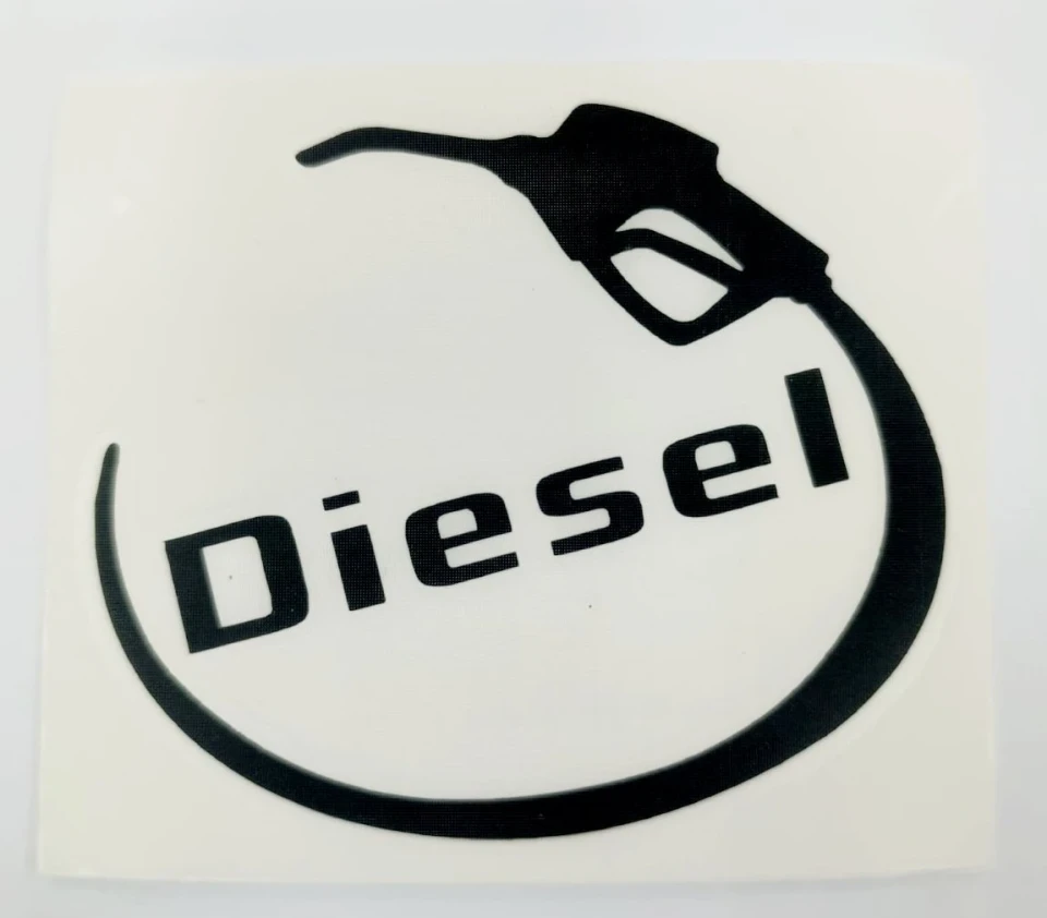 Наклейка виниловая Diesel + шланг с пистолетом (11х9,5 см) черный