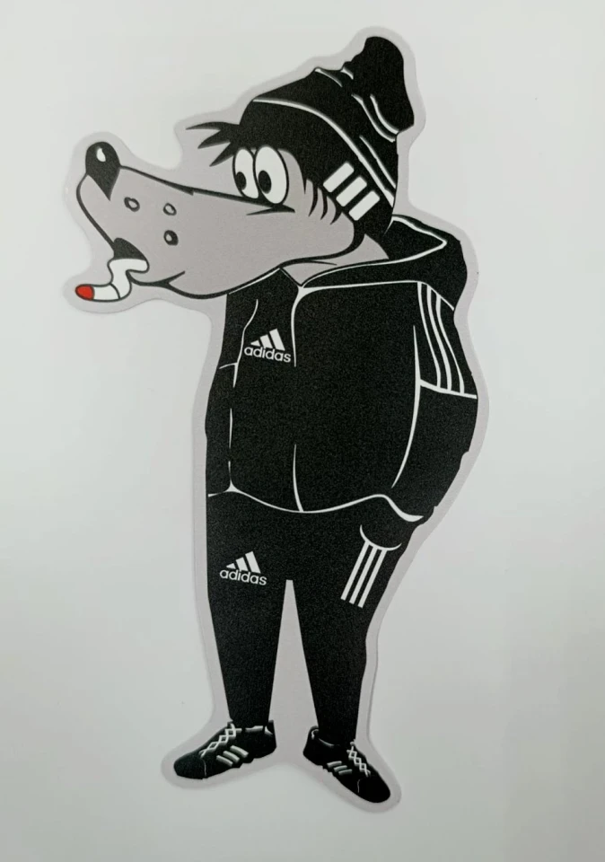 Наклейка виниловая Волк в Adidas (19х9 см)